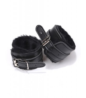 Esposas cuero simil con cadena