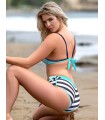 Bikini de baño 3 piezas, soutién, short, y tanga, diseño rayas.